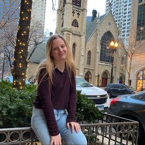 Meet your Posher, Elizabeth